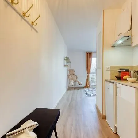 Love Jacuzzi Apartment *